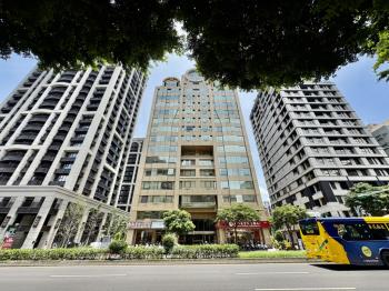 《雙捷運》美辦附車位