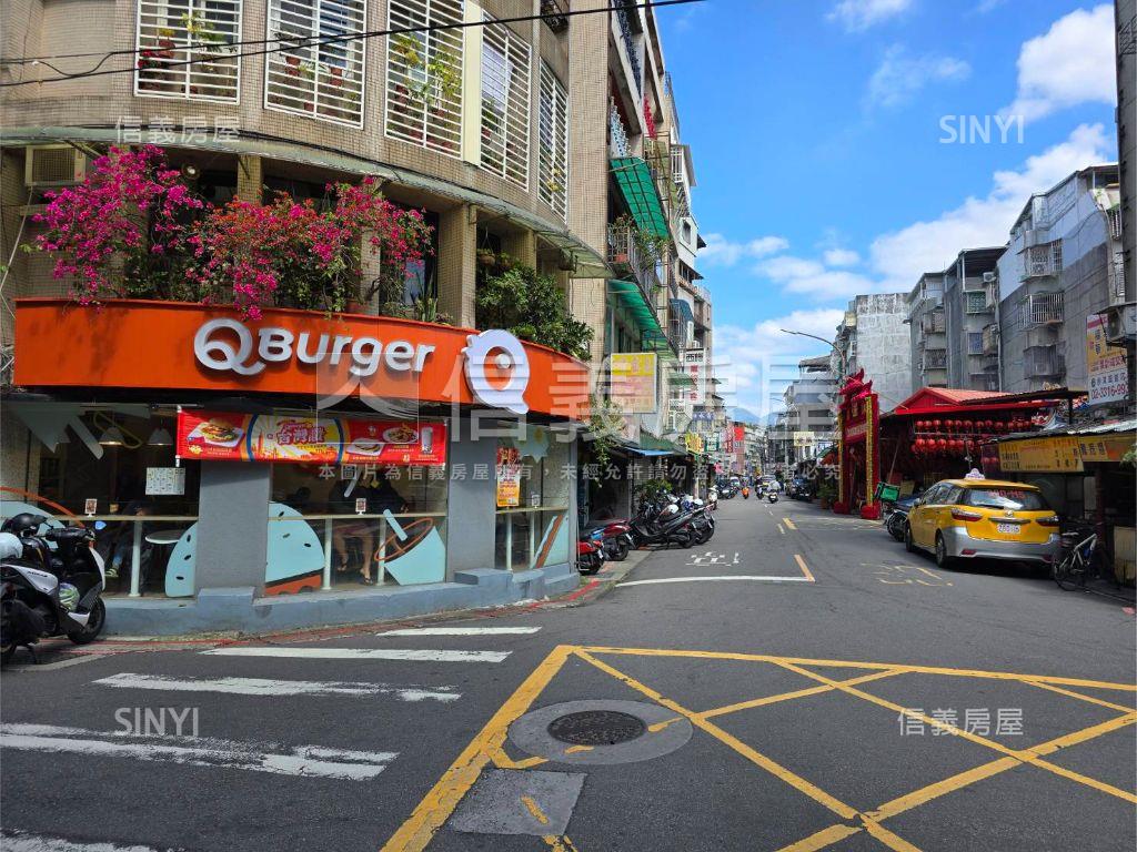 福港漂亮面寬金店面房屋室內格局與周邊環境