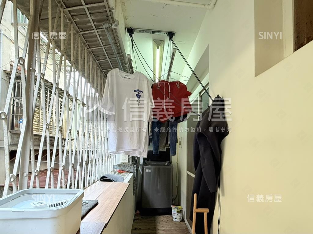 光影透亮質感兩房衛浴有窗房屋室內格局與周邊環境