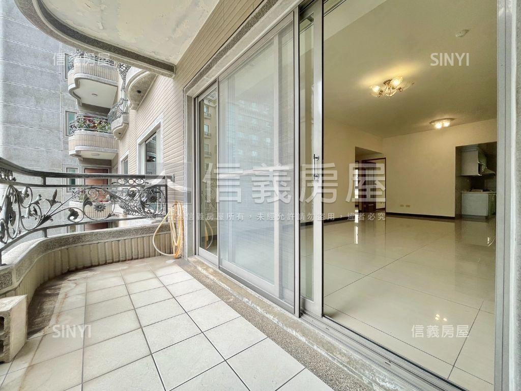 近Ａ１７大空間四房車位房屋室內格局與周邊環境