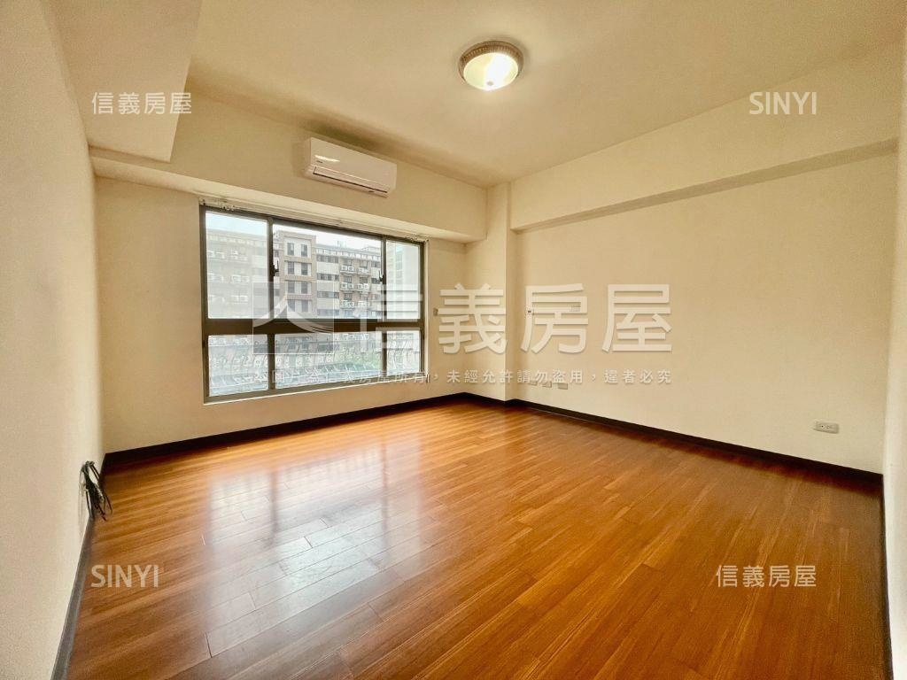 近Ａ１７大空間四房車位房屋室內格局與周邊環境