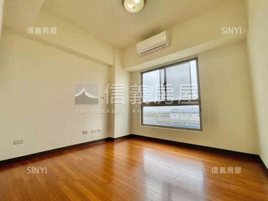 近Ａ１７大空間四房車位房屋室內格局與周邊環境