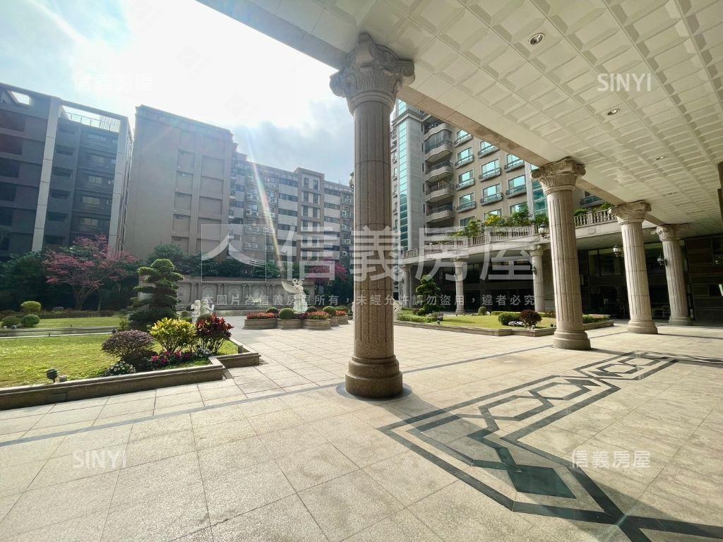 近Ａ１７大空間四房車位房屋室內格局與周邊環境