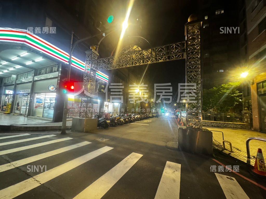 台北新界三房前後陽台房屋室內格局與周邊環境