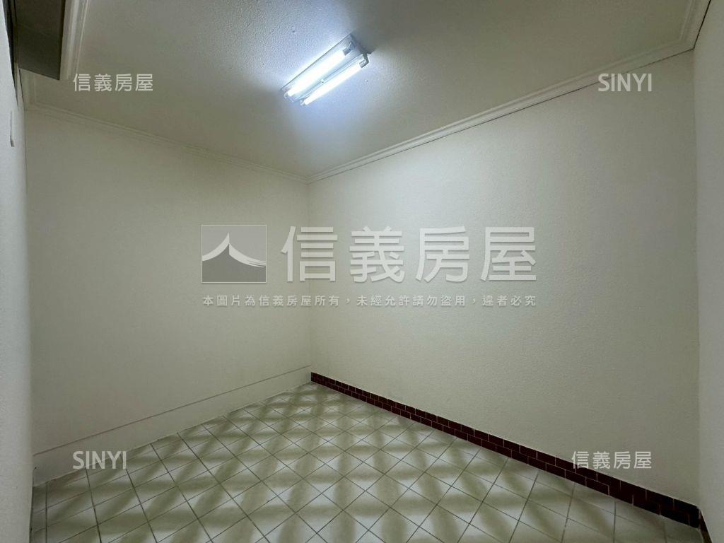 林森優質店面１＋２樓房屋室內格局與周邊環境