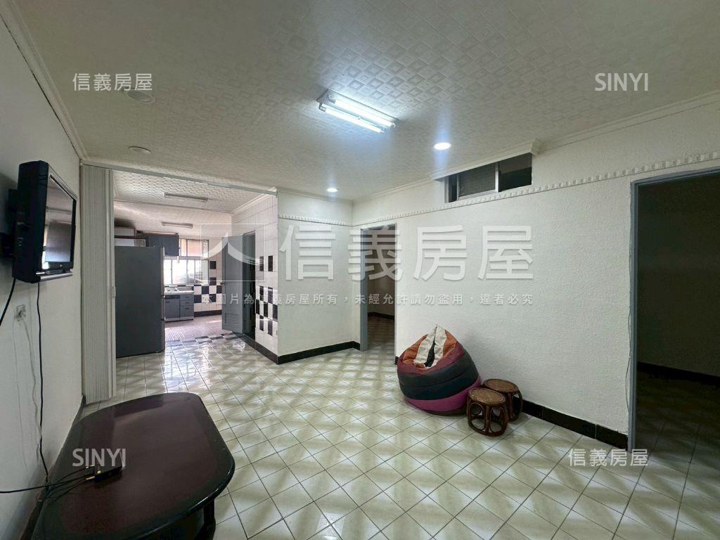 林森優質店面１＋２樓房屋室內格局與周邊環境