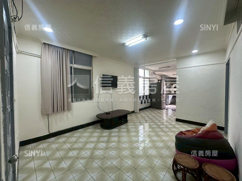 林森優質店面１＋２樓房屋室內格局與周邊環境
