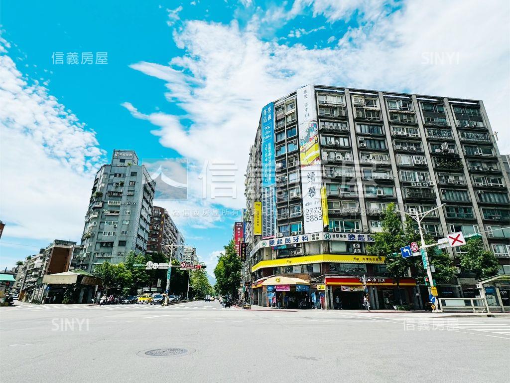 全坤１０１─Ａ１戶１１樓房屋室內格局與周邊環境