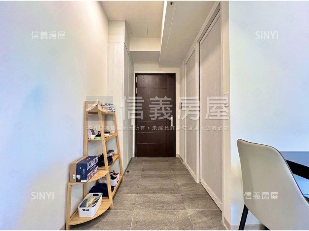 銀河稀有邊間露臺無暗廳房屋室內格局與周邊環境