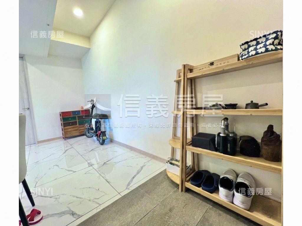 銀河稀有邊間露臺無暗廳房屋室內格局與周邊環境