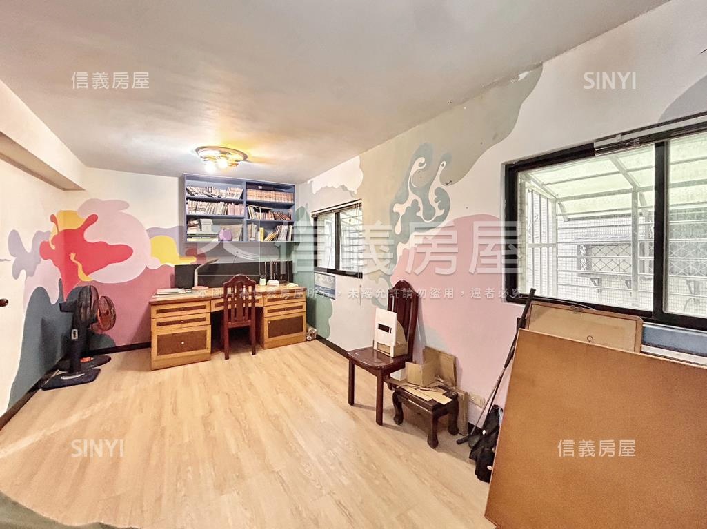 幸福樓中樓帶坡平車房屋室內格局與周邊環境