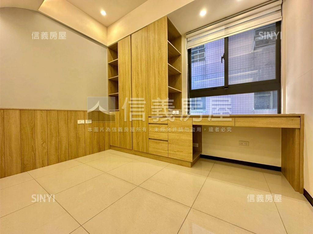 捷運站旁裝潢兩房平車房屋室內格局與周邊環境