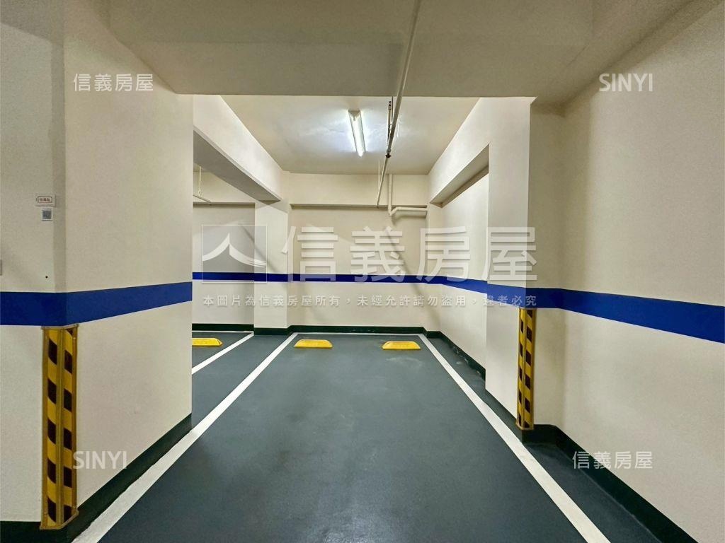 捷運站旁裝潢兩房平車房屋室內格局與周邊環境