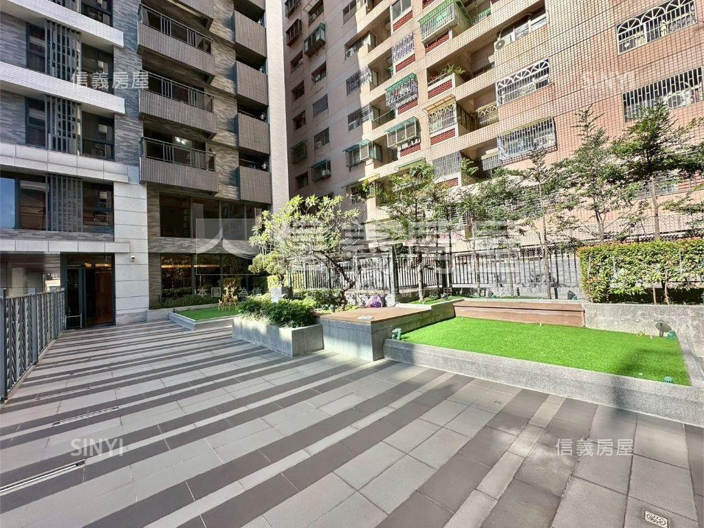 捷運站旁裝潢兩房平車房屋室內格局與周邊環境