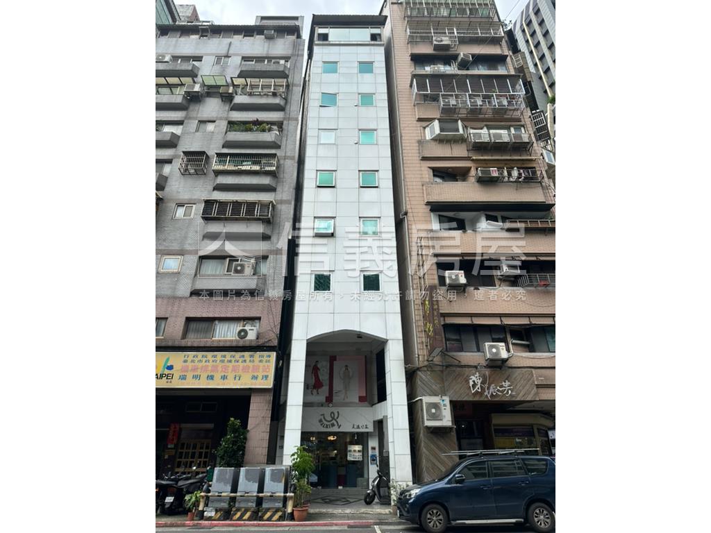 長安西重慶整棟電梯透天房屋室內格局與周邊環境
