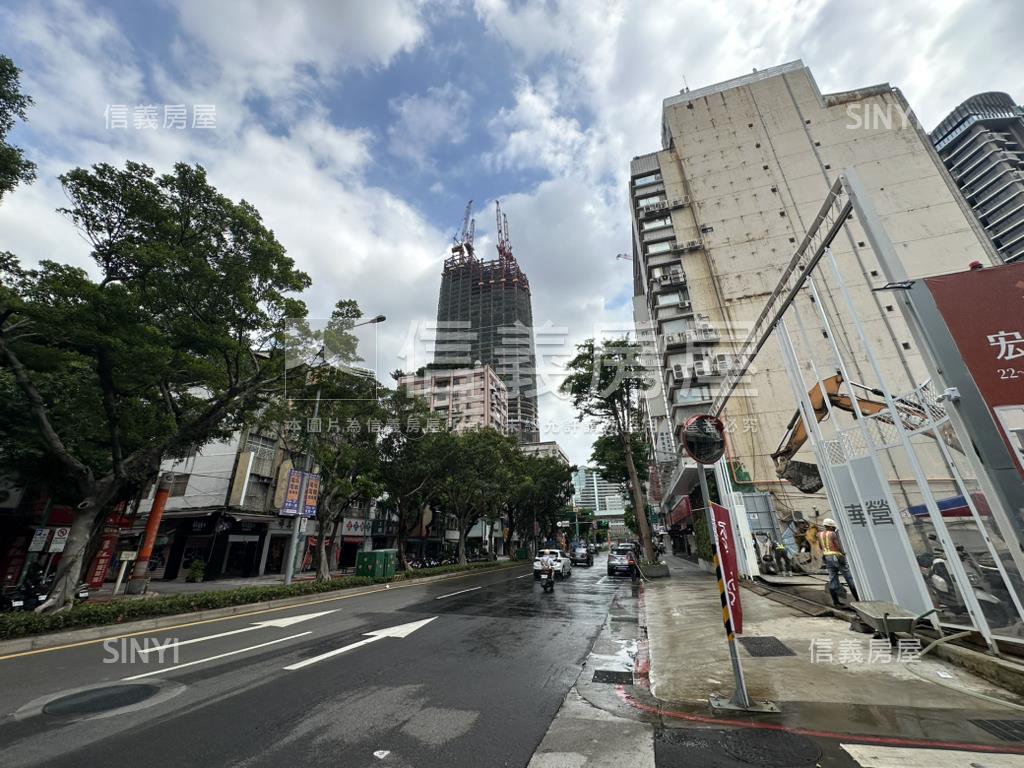 長安西重慶整棟電梯透天房屋室內格局與周邊環境