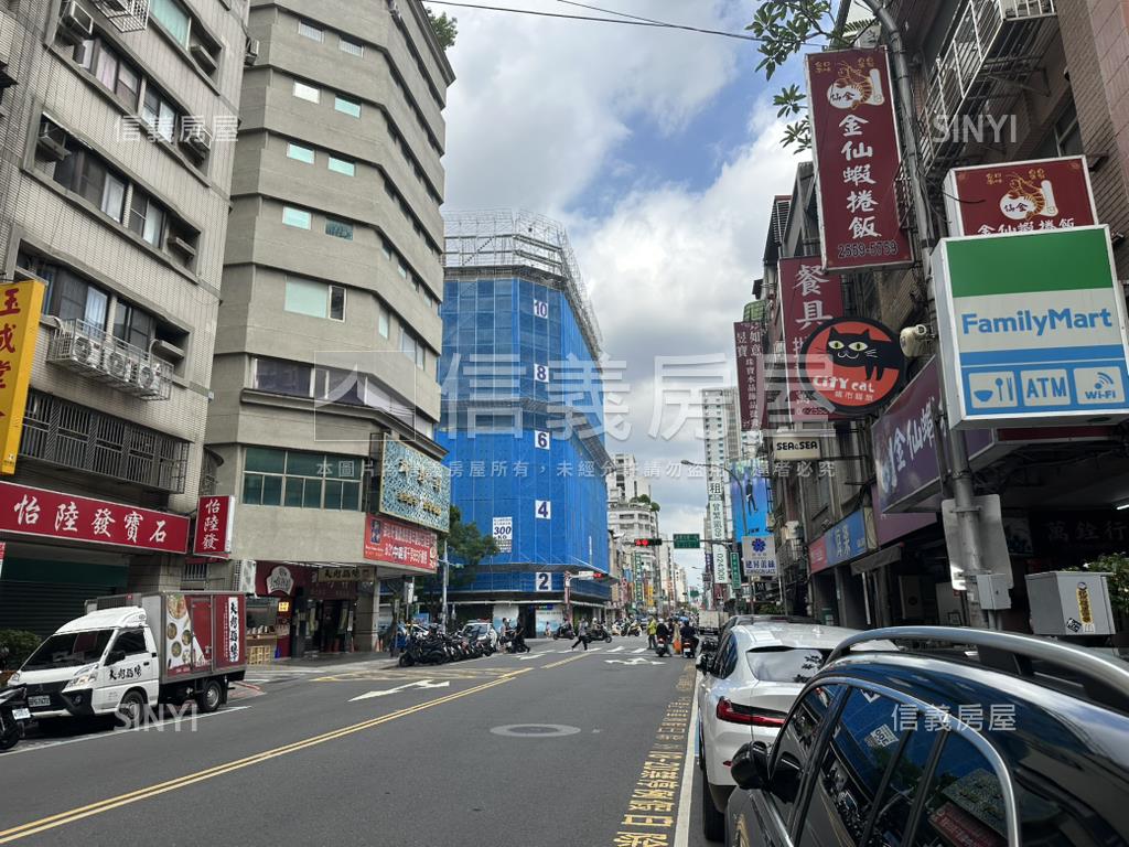 長安西重慶整棟電梯透天房屋室內格局與周邊環境