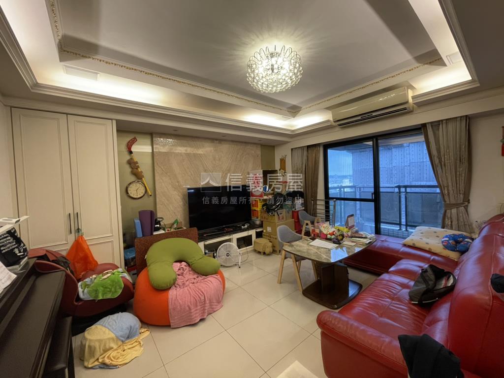 新都匯高樓美三房平車房屋室內格局與周邊環境