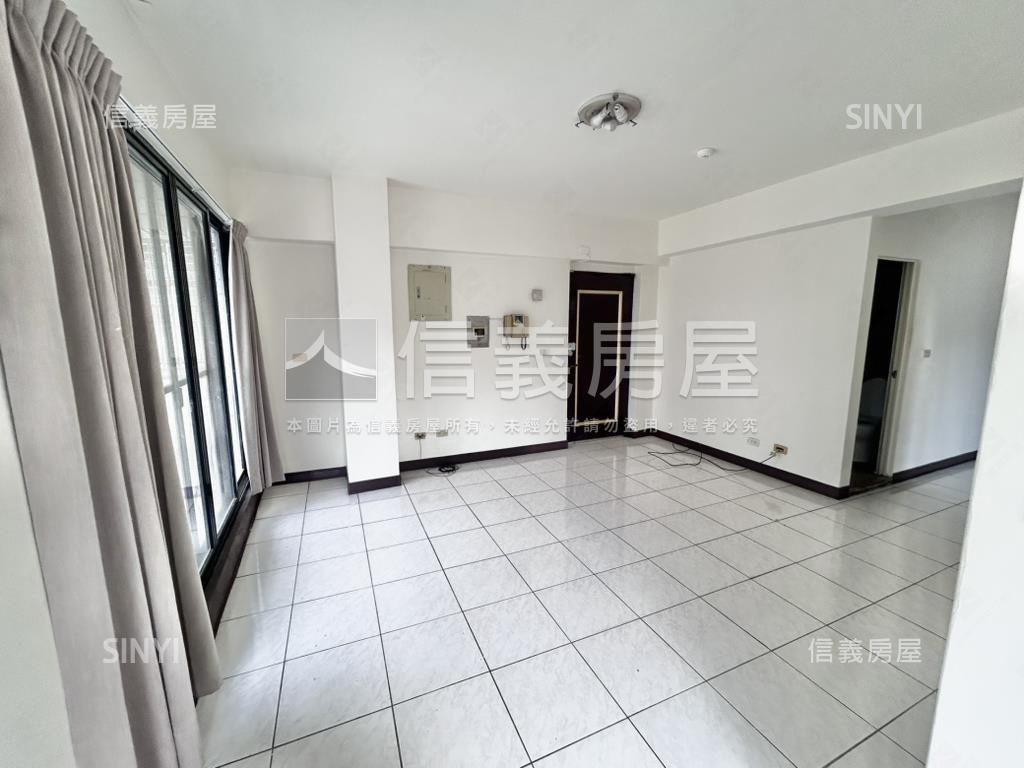 精誠路旁電梯大２房車位房屋室內格局與周邊環境