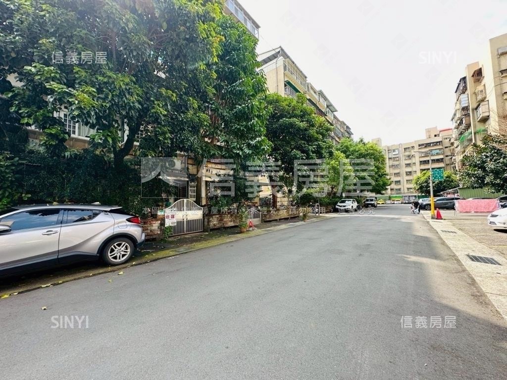 湖光國宅庭院１樓房屋室內格局與周邊環境