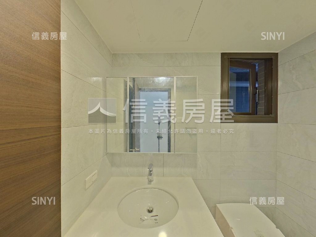 金馬之櫻大兩房平車房屋室內格局與周邊環境