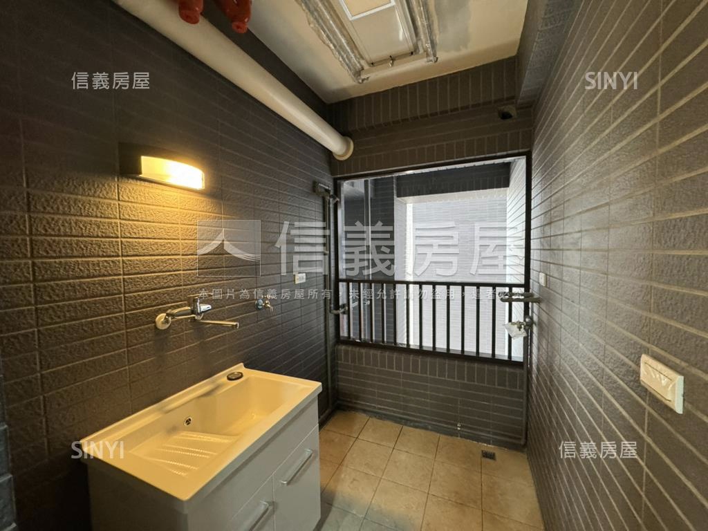 金馬之櫻大兩房平車房屋室內格局與周邊環境