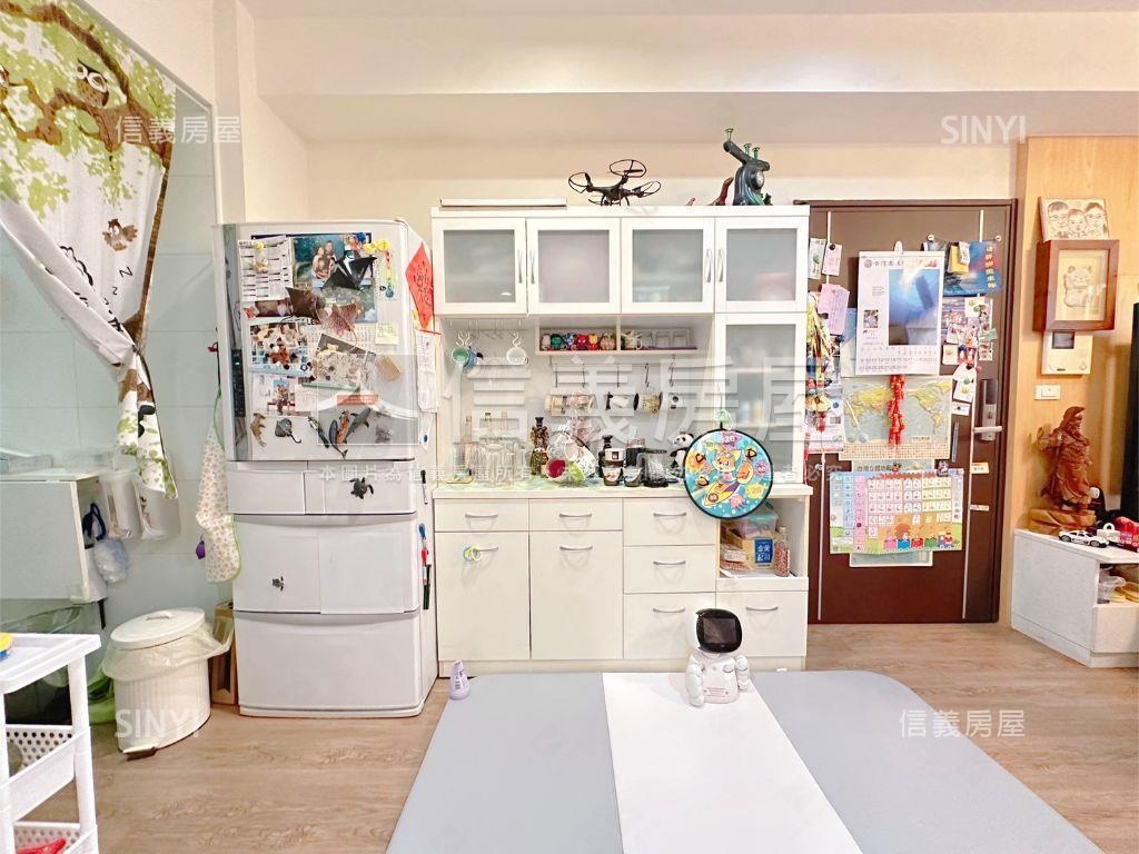 台科大稀有三房雙平車房屋室內格局與周邊環境