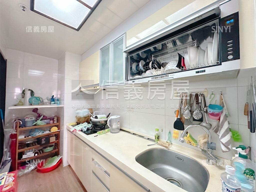 台科大稀有三房雙平車房屋室內格局與周邊環境