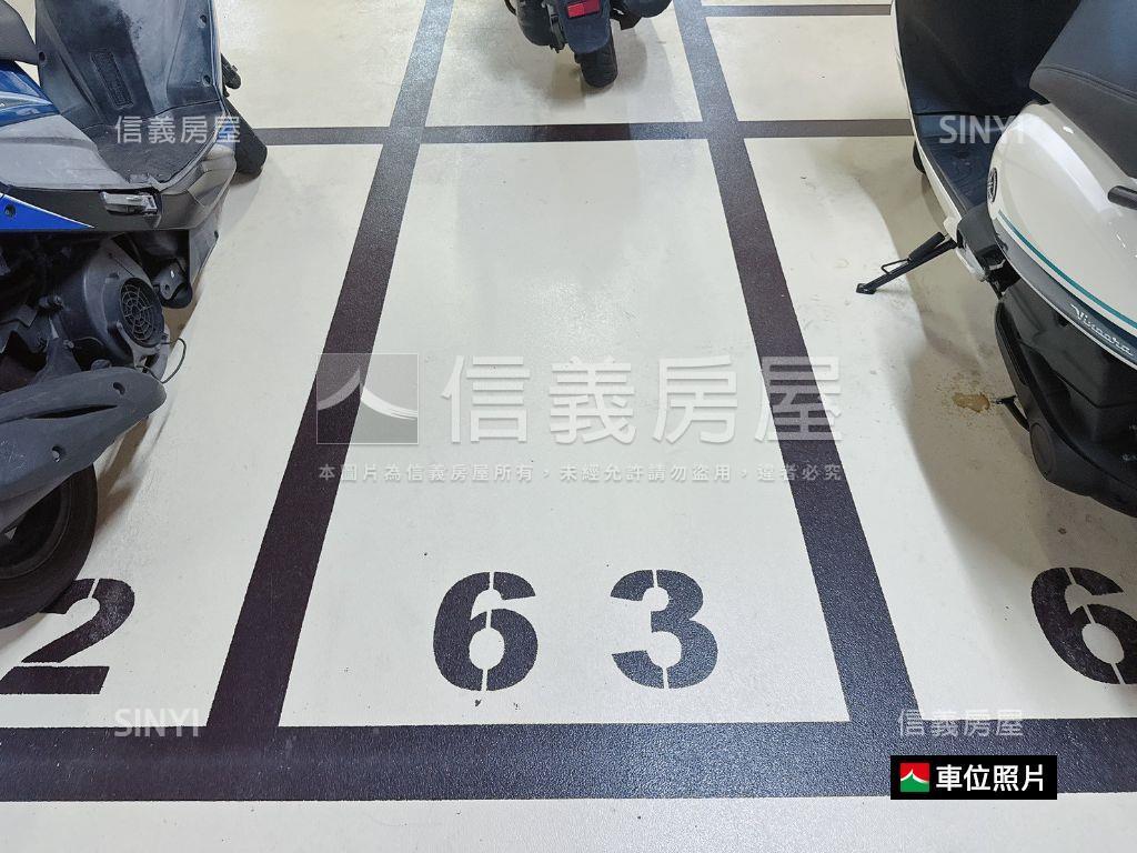 佳鋐首邑一樓好顯眼房屋室內格局與周邊環境