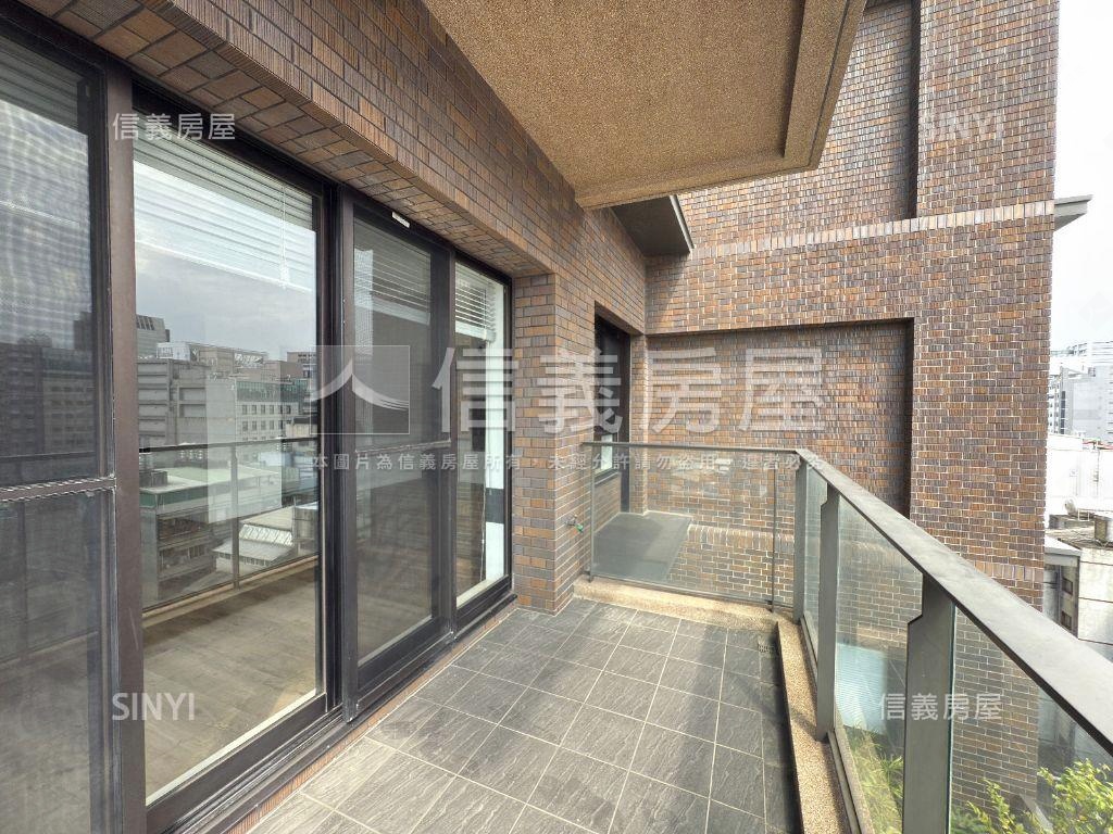 璞山鄰景觀名宅房屋室內格局與周邊環境