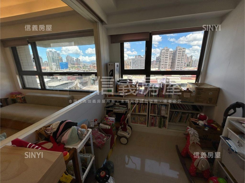 美河市溫馨美三房房屋室內格局與周邊環境