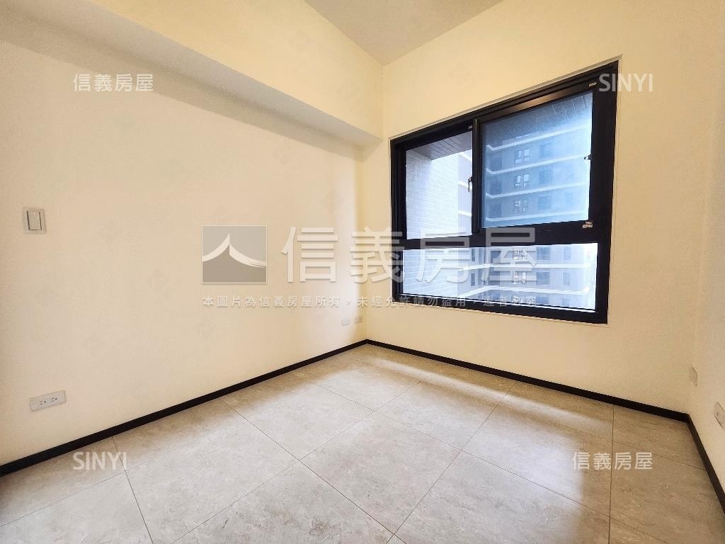 安平全新海景平車宅房屋室內格局與周邊環境