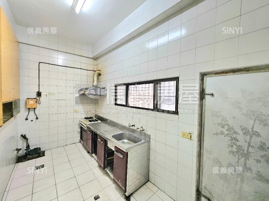 近大買家美透天房屋室內格局與周邊環境