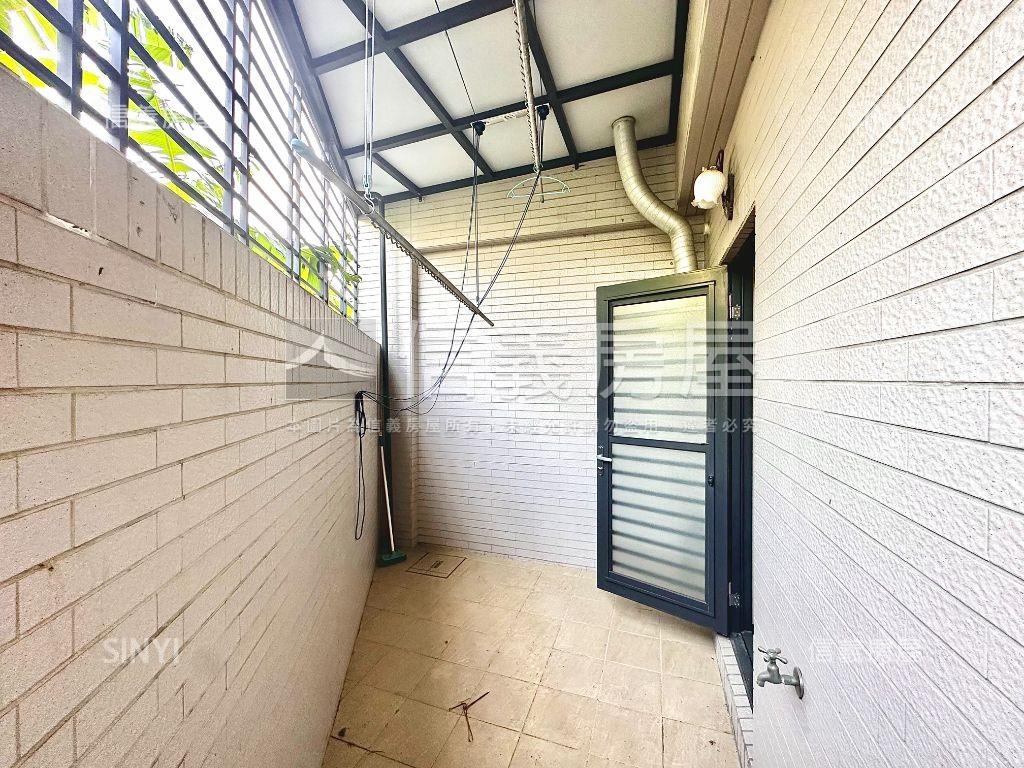 ⭐仁武輕屋齡面寬美透房屋室內格局與周邊環境