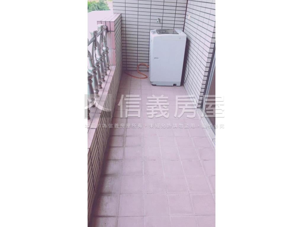 稀有大地坪孝親透天房屋室內格局與周邊環境