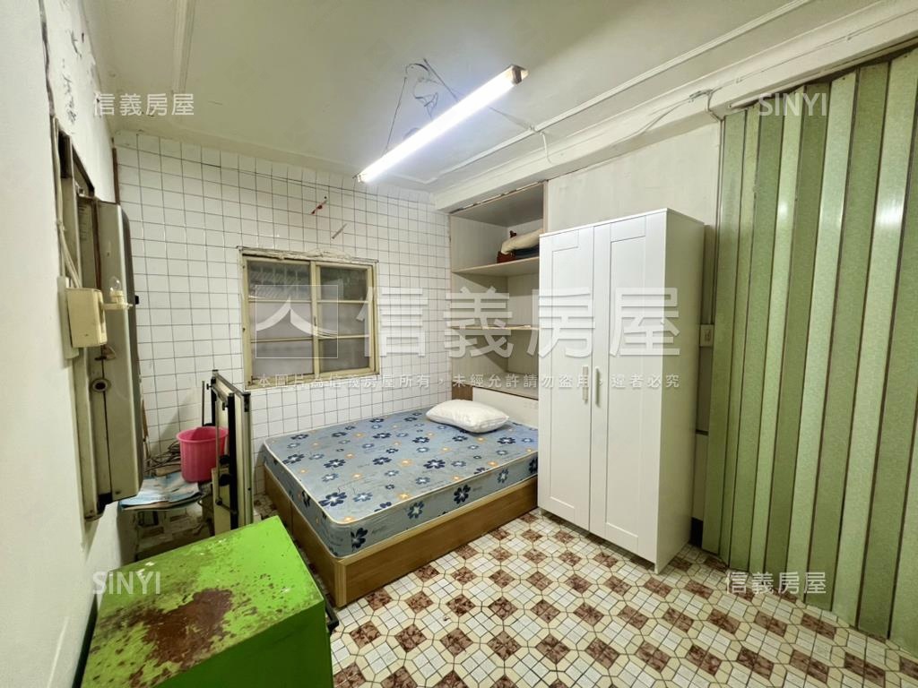 新堀江商圈活巷小邊間透天房屋室內格局與周邊環境