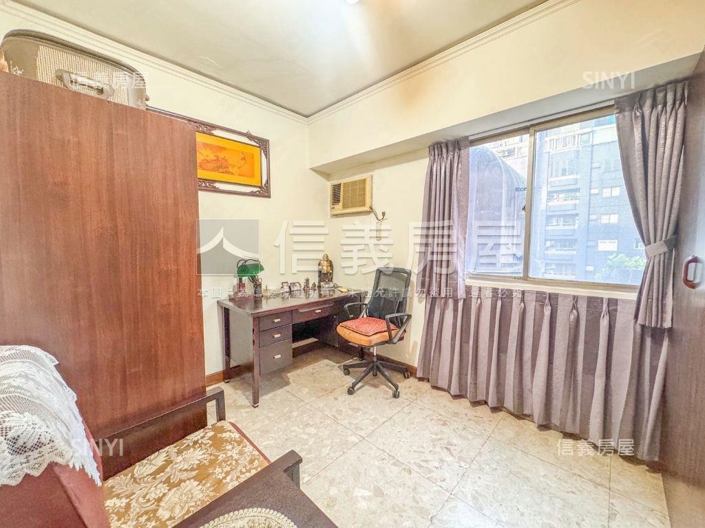 巨蛋瑞豐高樓美二房房屋室內格局與周邊環境