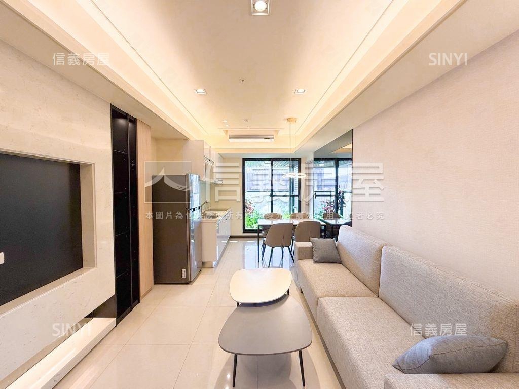 中都高奢裝潢三房平車房屋室內格局與周邊環境