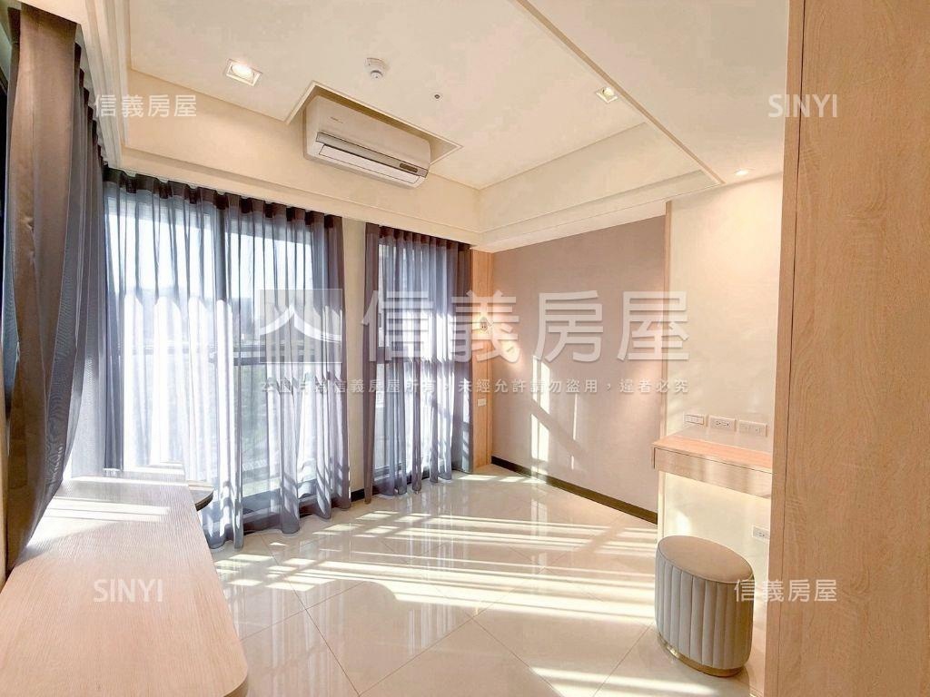 中都高奢裝潢三房平車房屋室內格局與周邊環境