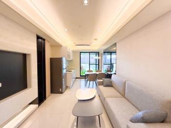 中都高奢裝潢三房平車