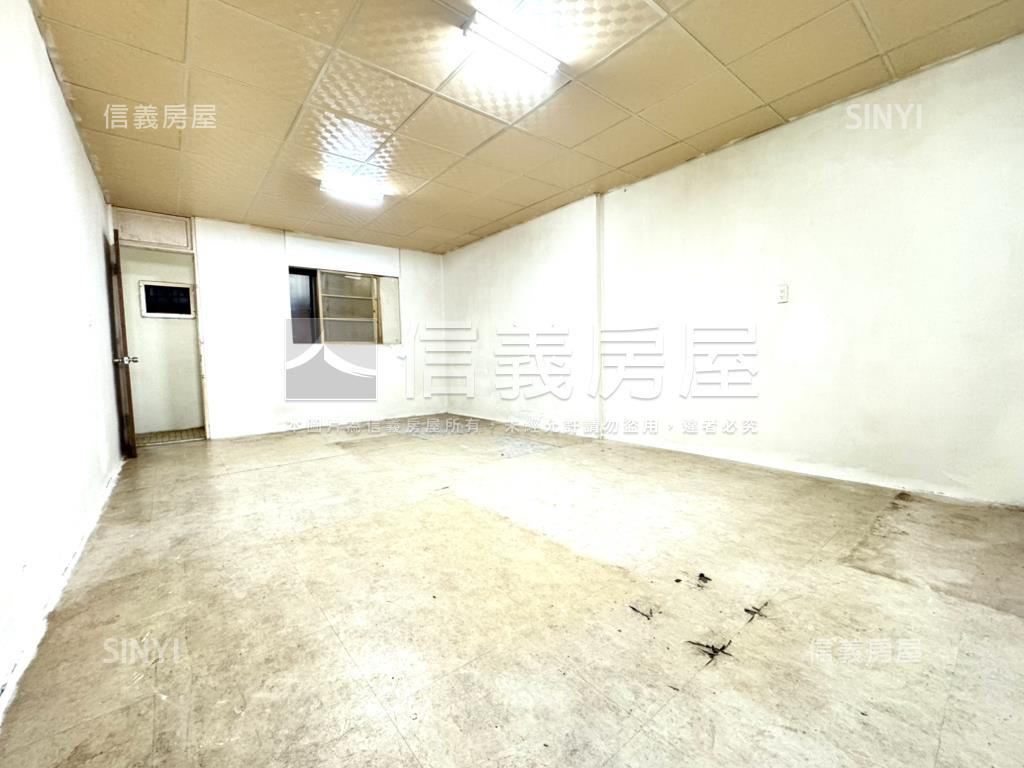 專任稀有大里低總價透天房屋室內格局與周邊環境