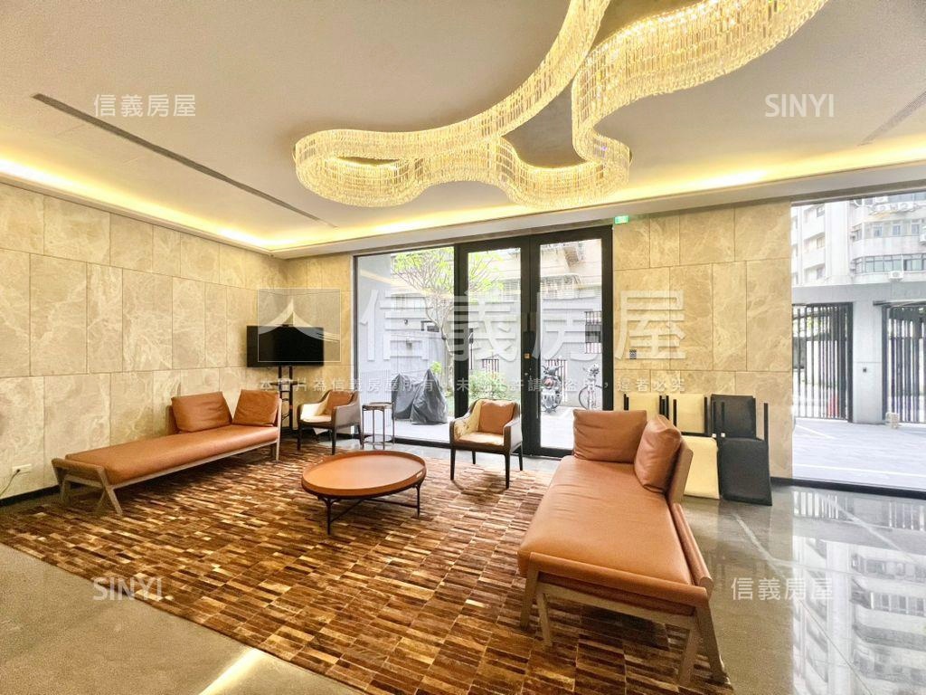 中正國中年輕兩房可看屋房屋室內格局與周邊環境