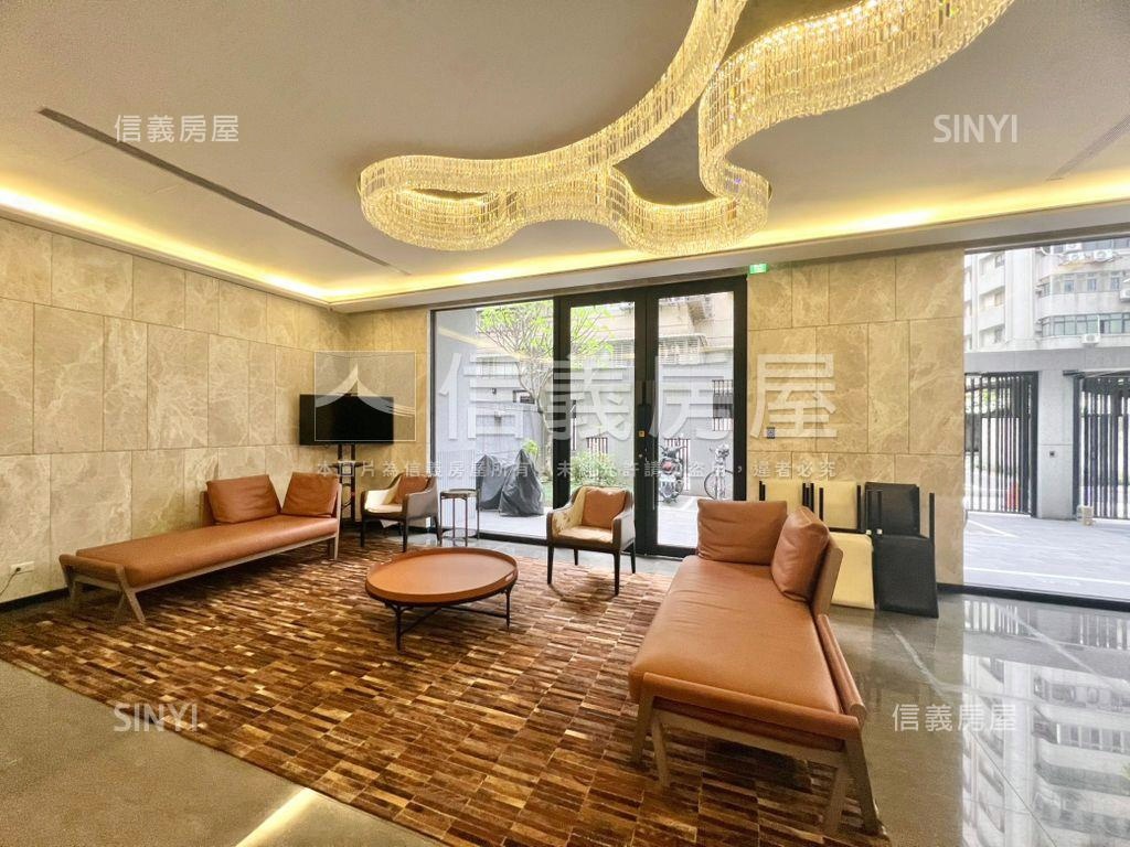 中正國中年輕兩房可看屋房屋室內格局與周邊環境