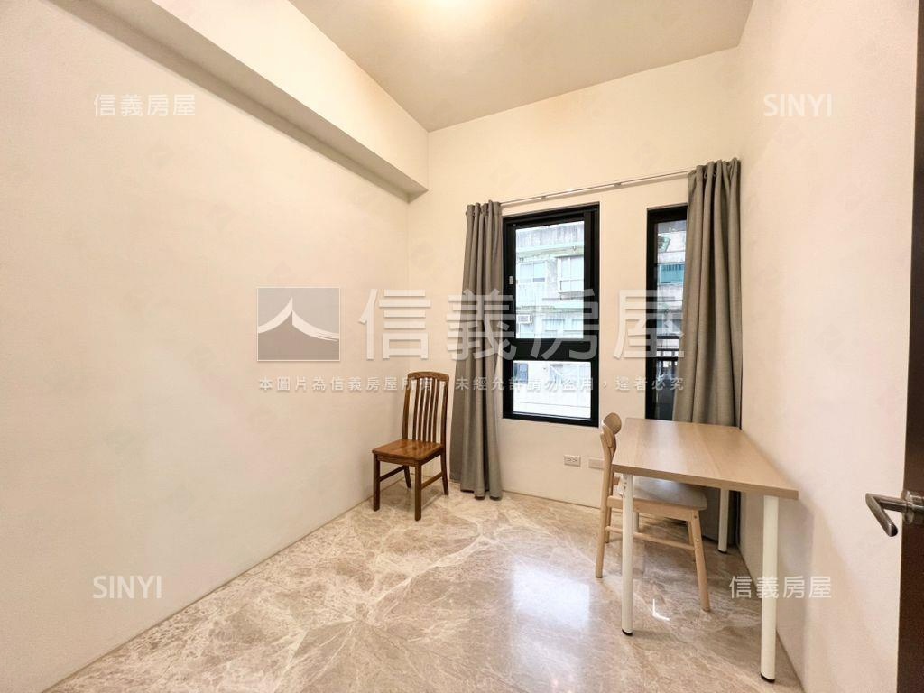 中正國中年輕兩房可看屋房屋室內格局與周邊環境