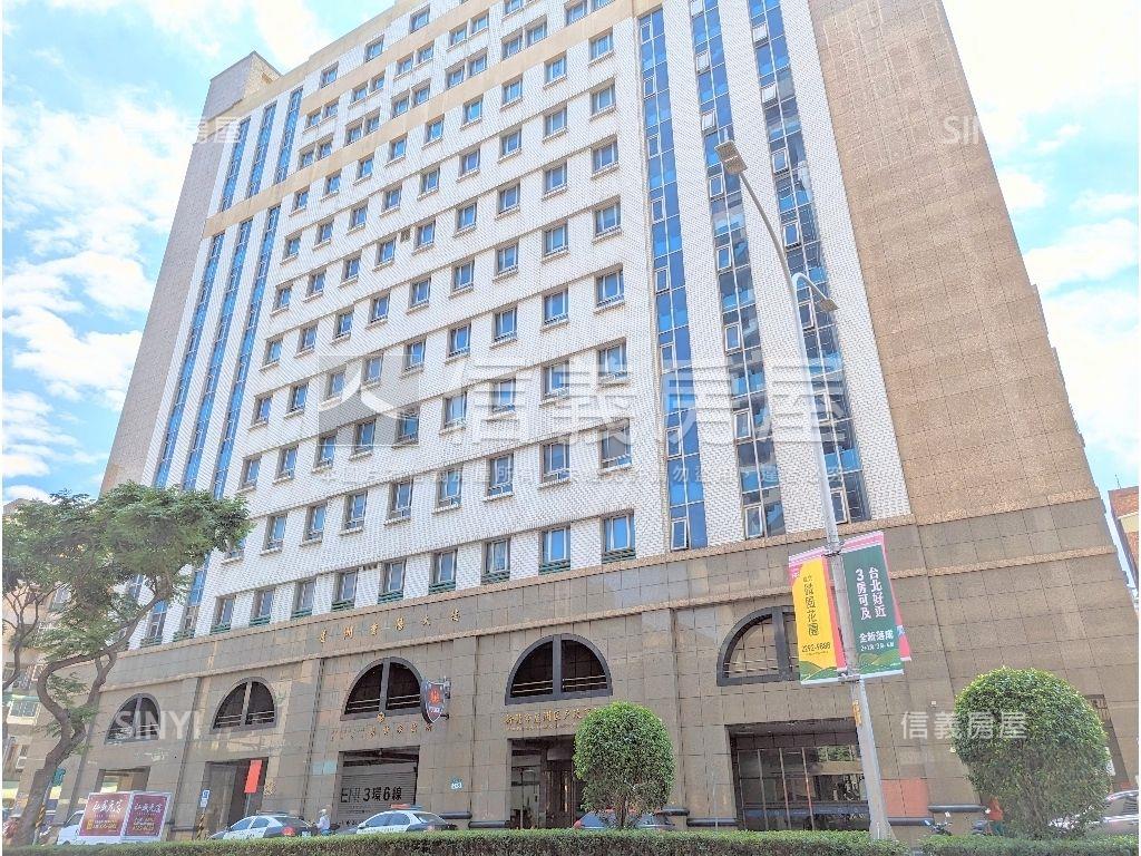 專任花園經典四房車位房屋室內格局與周邊環境