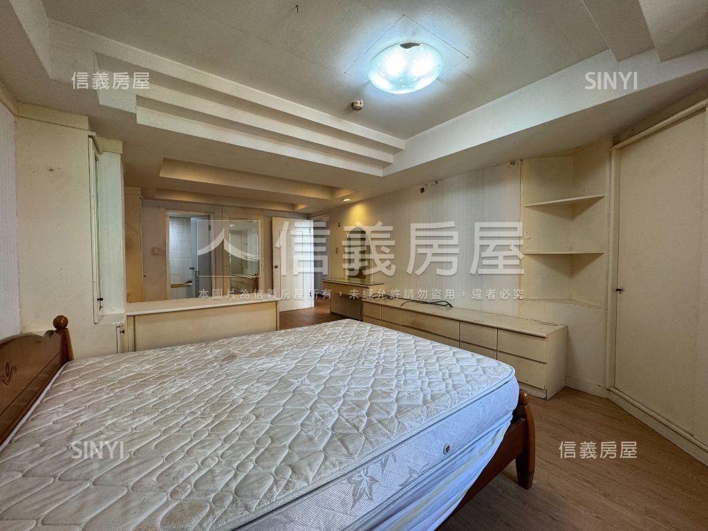 雙子星♥寬敞舒適大４房房屋室內格局與周邊環境