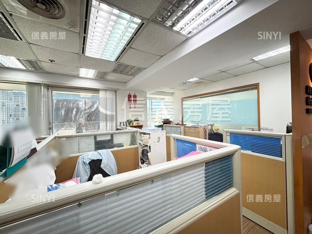 正忠孝東路家美氣派辦公房屋室內格局與周邊環境