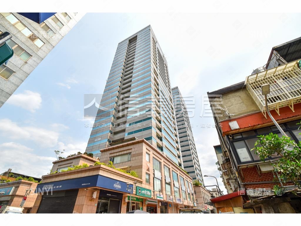 正忠孝東路家美氣派辦公房屋室內格局與周邊環境