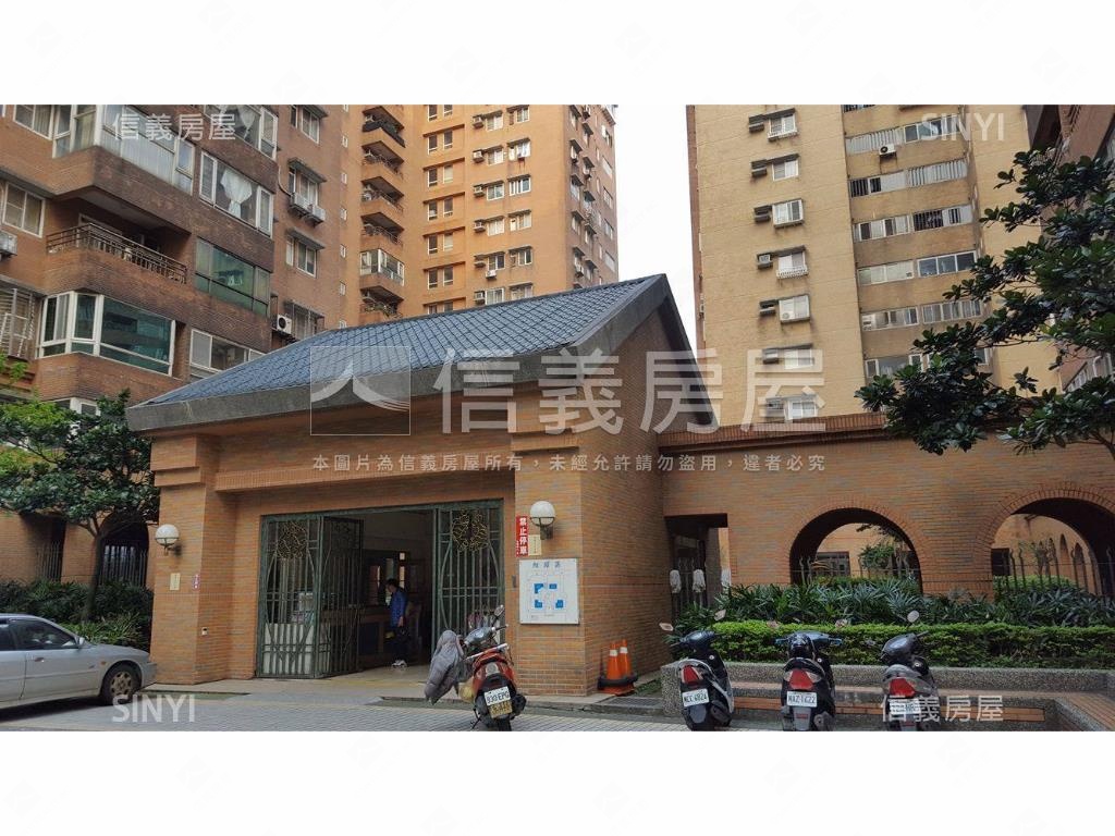 國家新都溫馨三房車位房屋室內格局與周邊環境