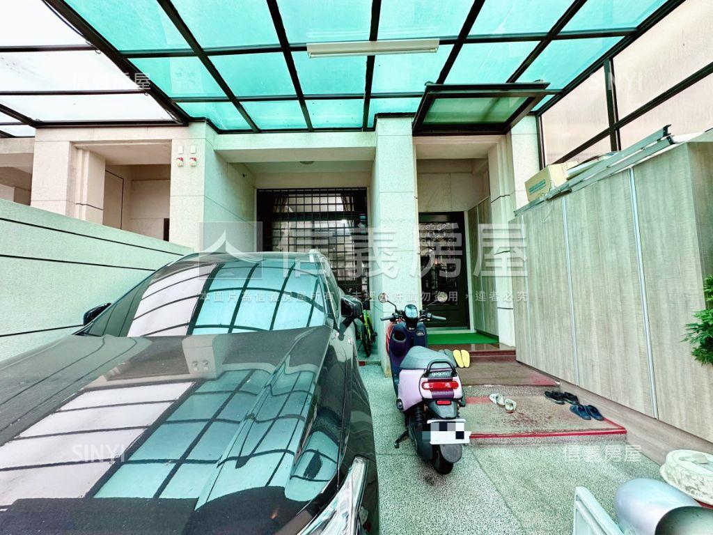 十期商圈臨路車庫別墅房屋室內格局與周邊環境